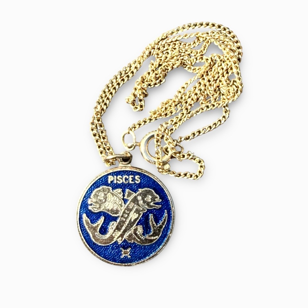Vintage Pisces Zodiac Sign Dainty Silver Tone Pendant Necklace